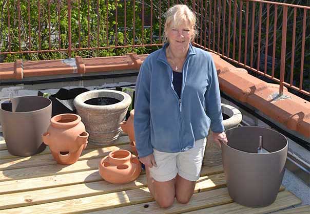 Barb with pots