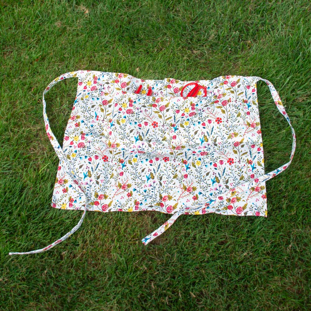 Garden of Paradise Half-Apron