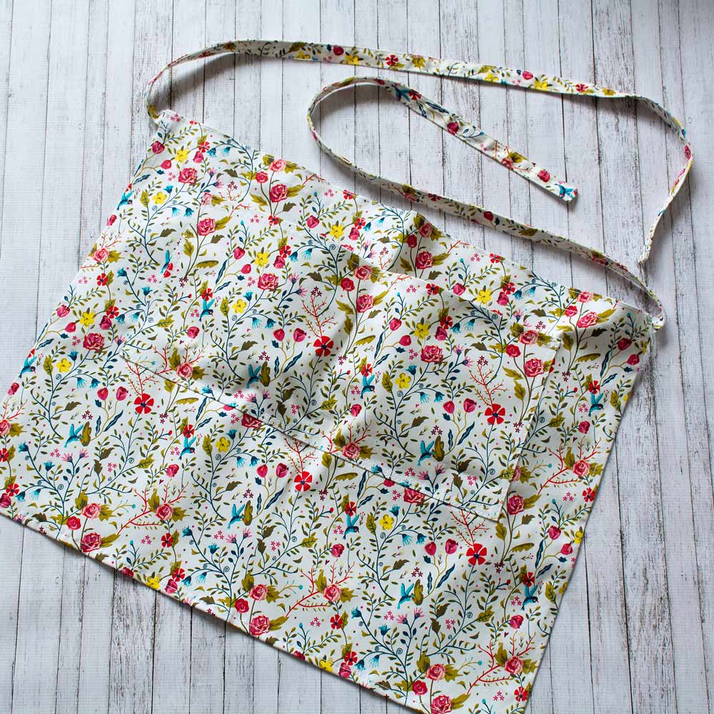 Garden of Paradise Half-Apron