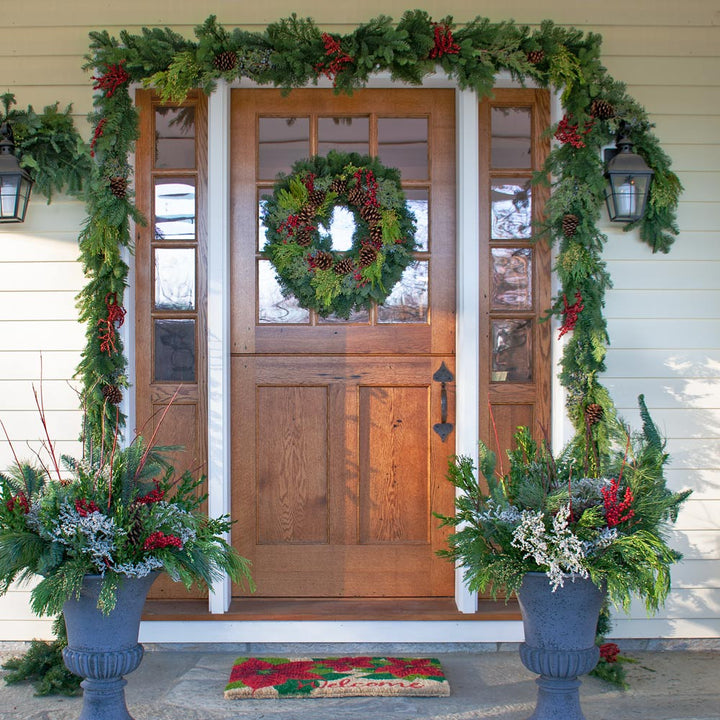 Canella Berry & Cone Door Roping, 12' long