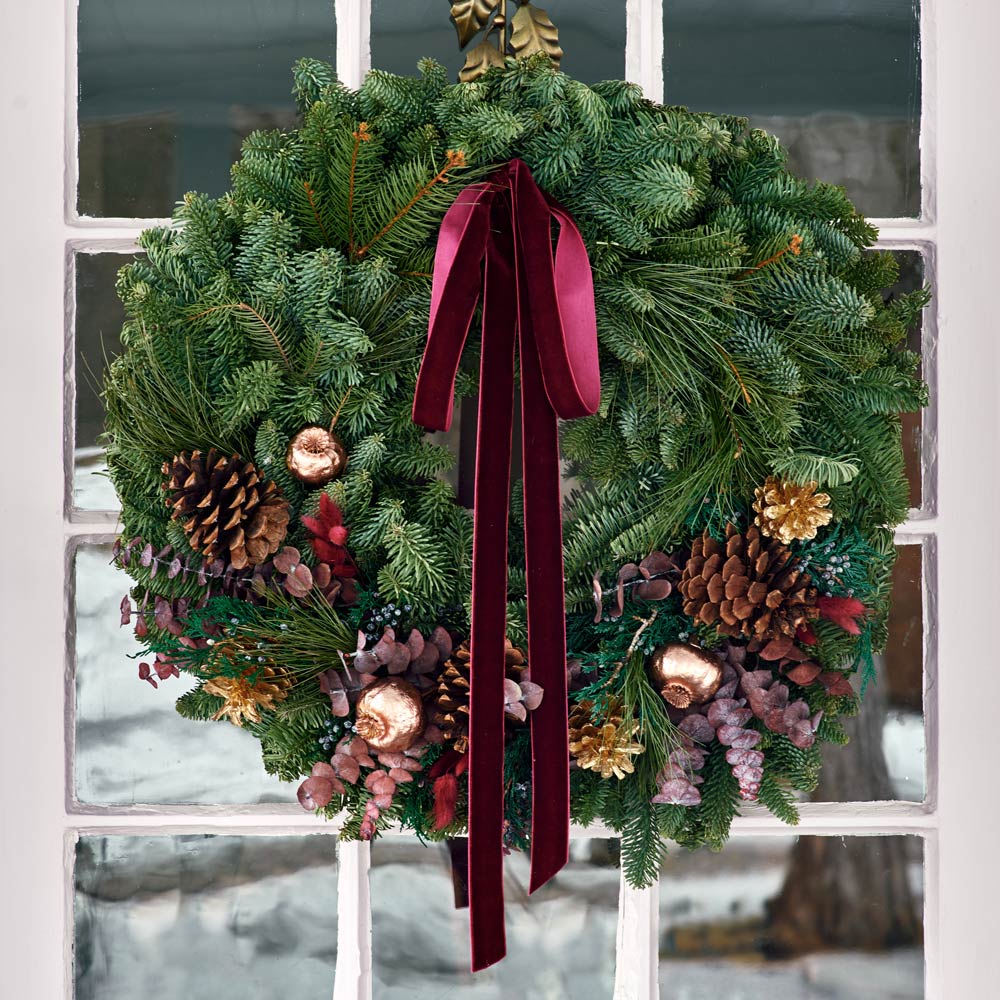 Winter Garnet Wreath