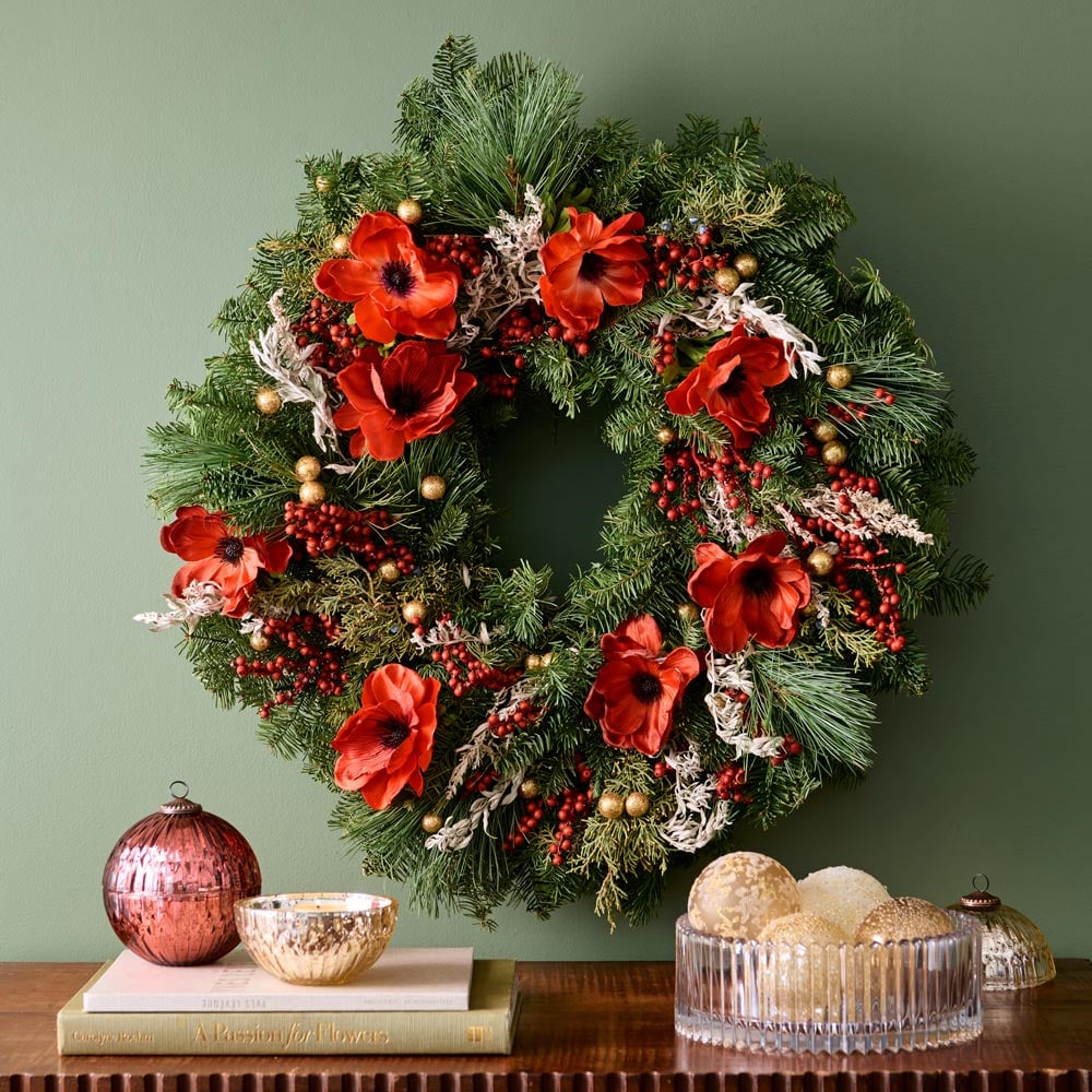 Artful Anemones Holiday Wreath