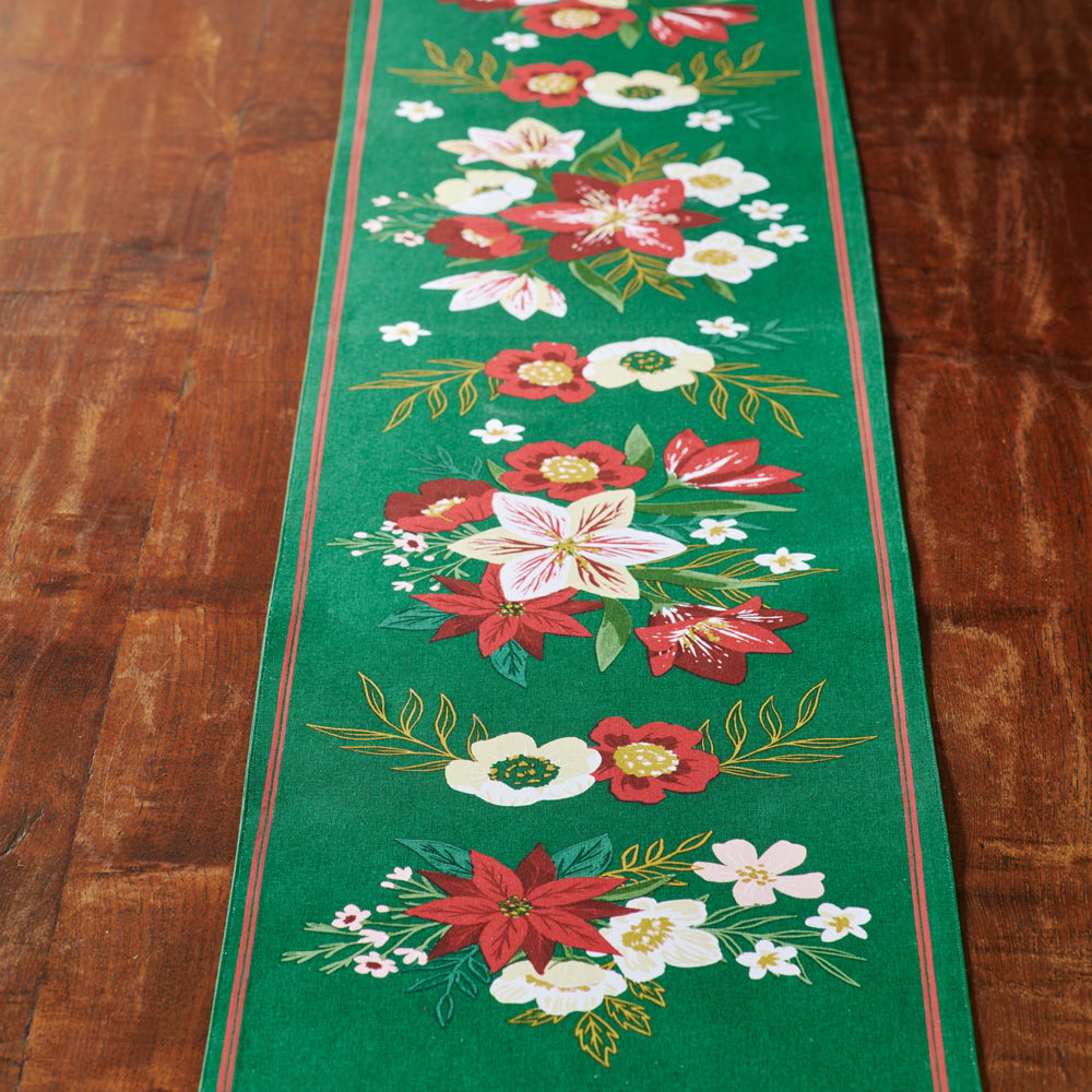 Amaryllis Table Runner in Green