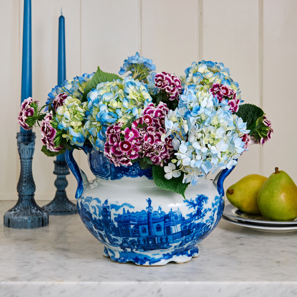 Delft Double-Handle Pot
