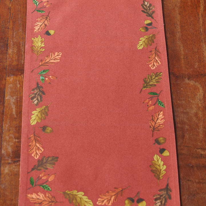 Oak & Acorn Table Runner