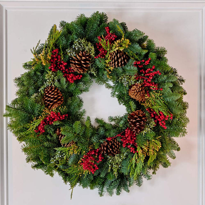 Canella Berry & Cone Wreath