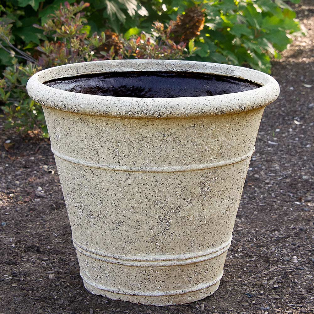 Etna Ringed Planter