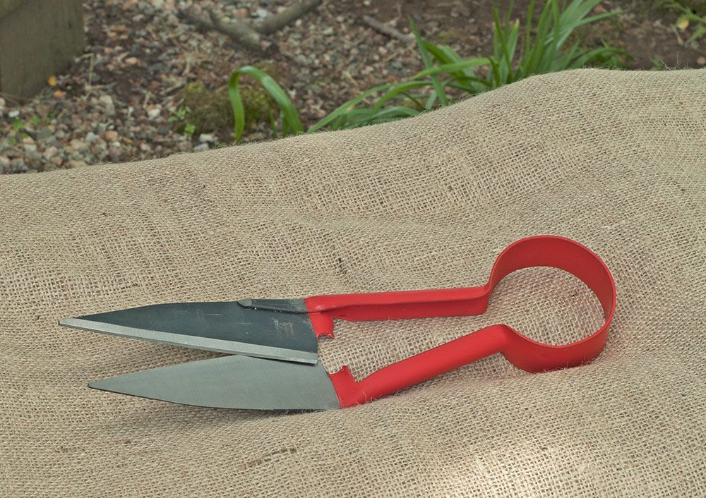 Berger Precision Cutting Tools | White Flower Farm