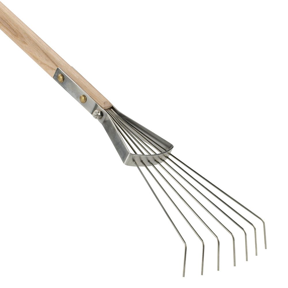 Narrow Space Leaf Rake