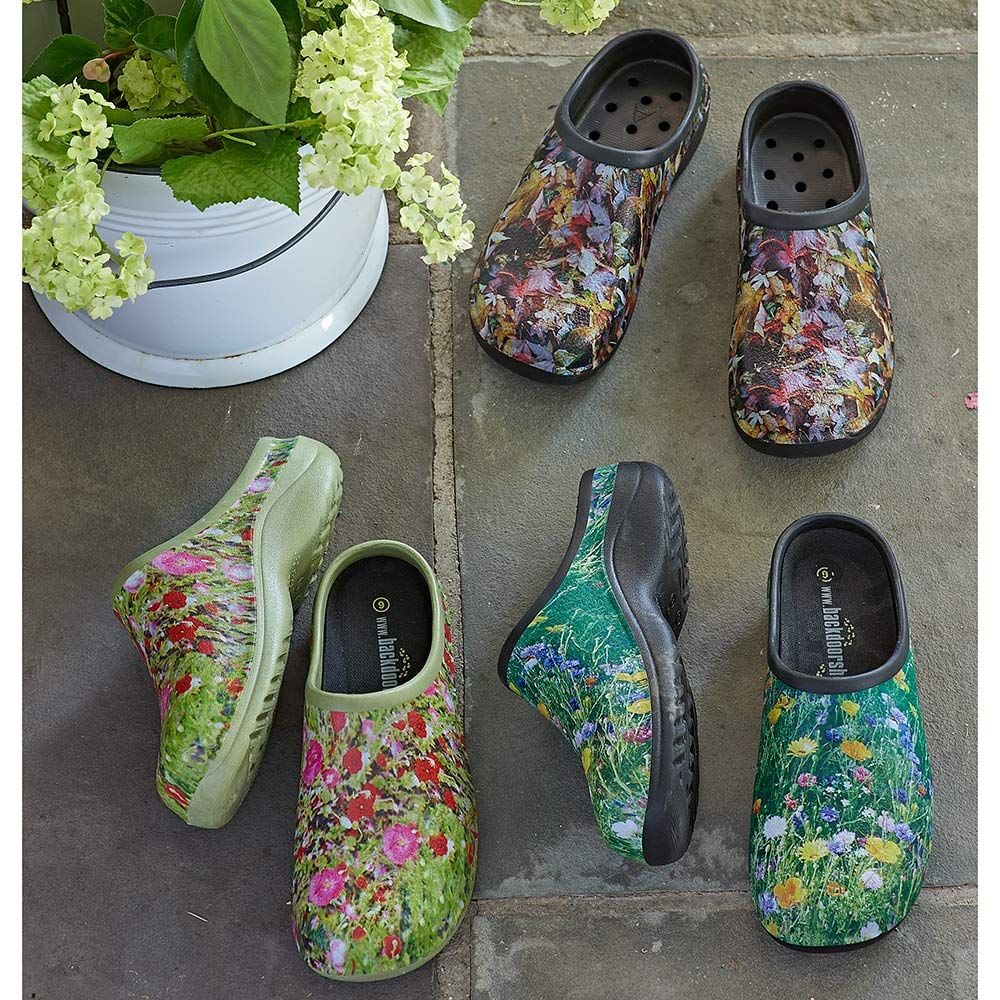 clogs flowers