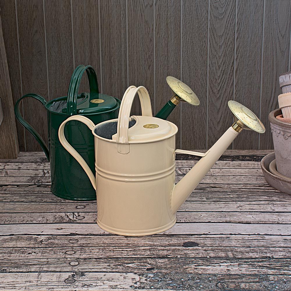 Haw's Classic Watering Can White Flower Farm