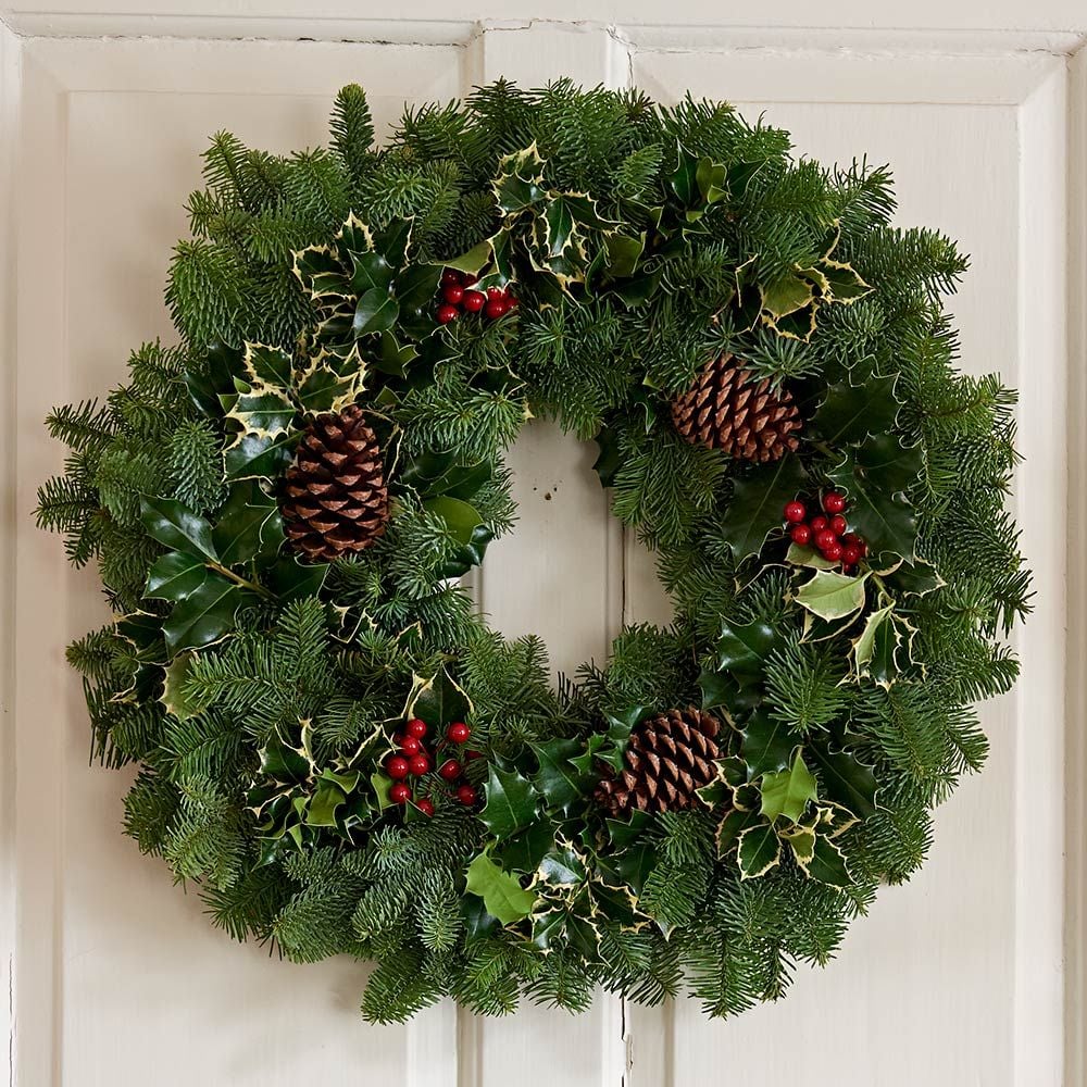 Holly & Greens 24