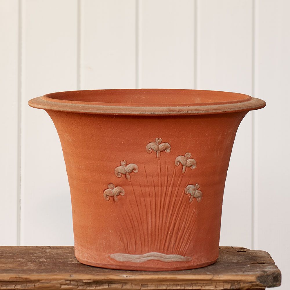 Windrush Iris Pot