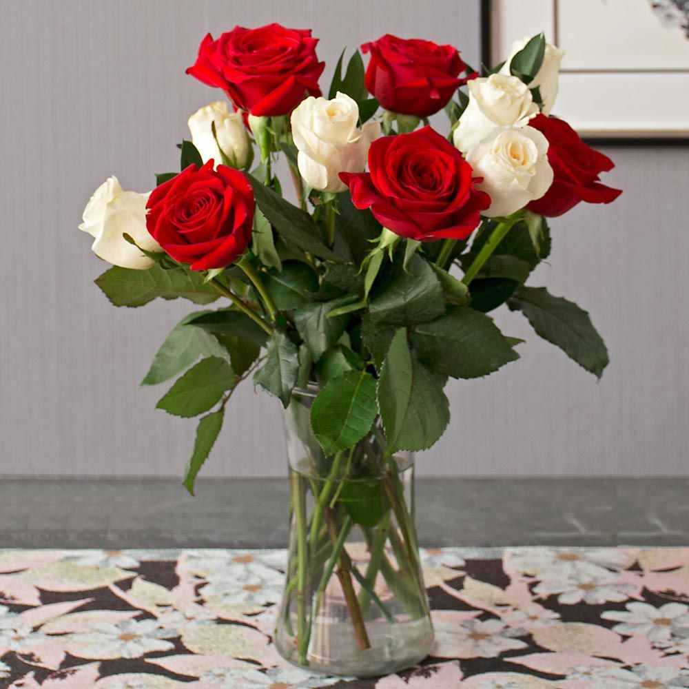 Red & White Rose Bouquet - 12 stems