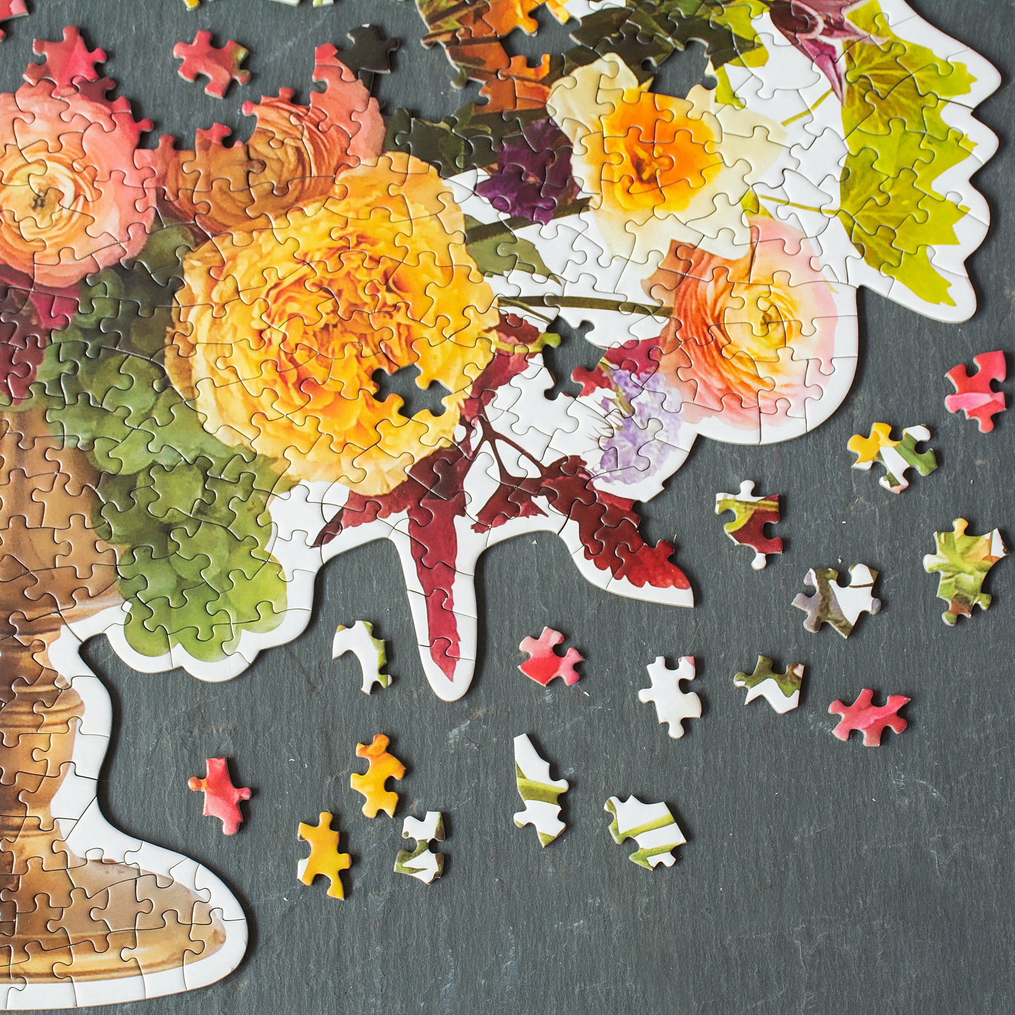Bouquet-Shaped Floral Puzzle