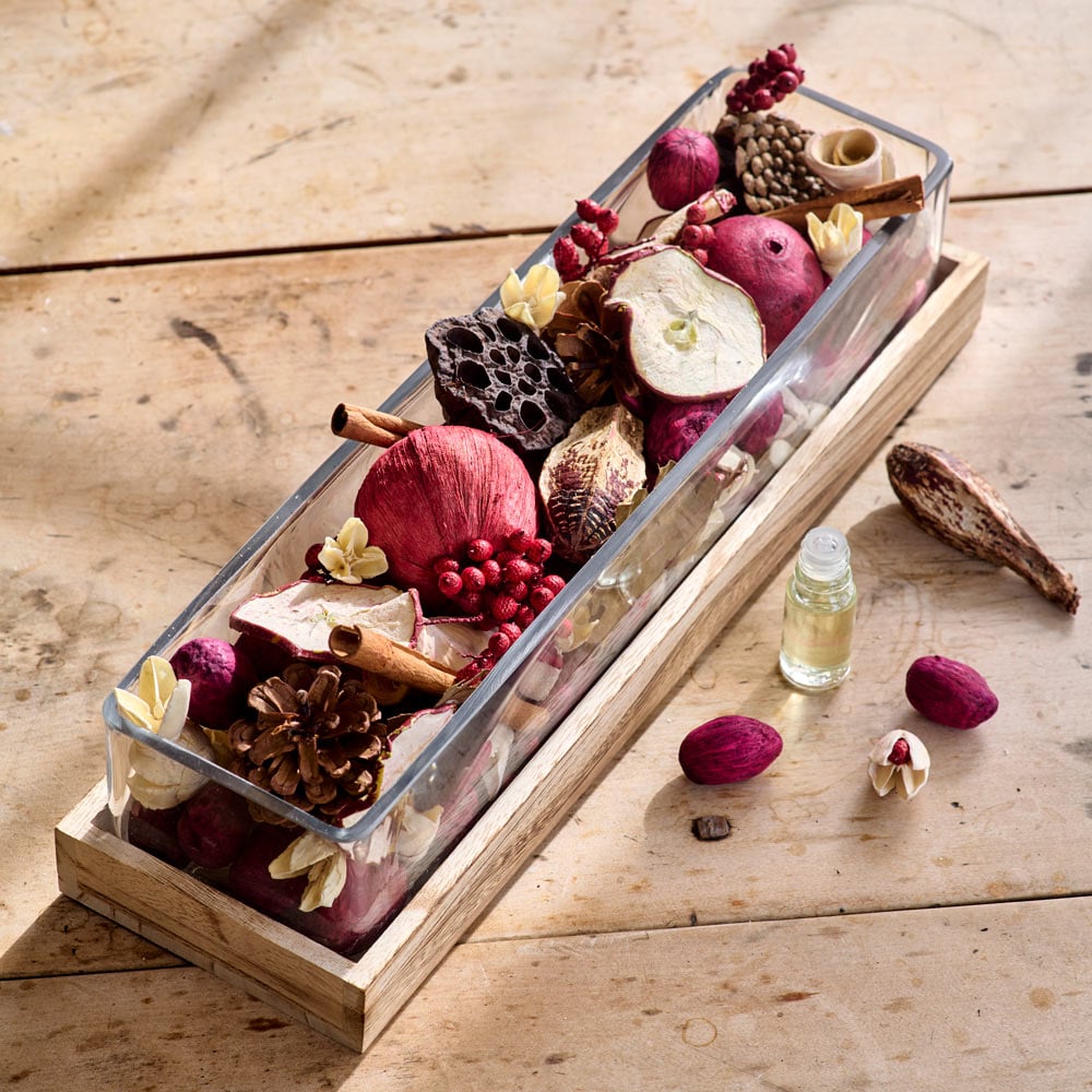 Apple Cider & Cinnamon Potpourri