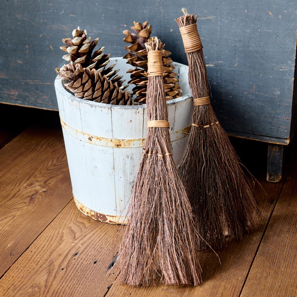 Outdoor Brooms, Household Cleaning Products Made for Easy Cleaning