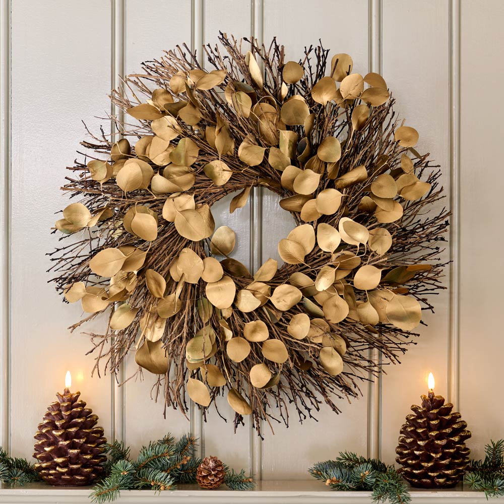 Glimmer of Gold Holiday Wreath