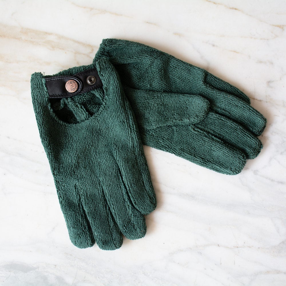 Leaf-Dusting Gloves - Standard Shipping Included