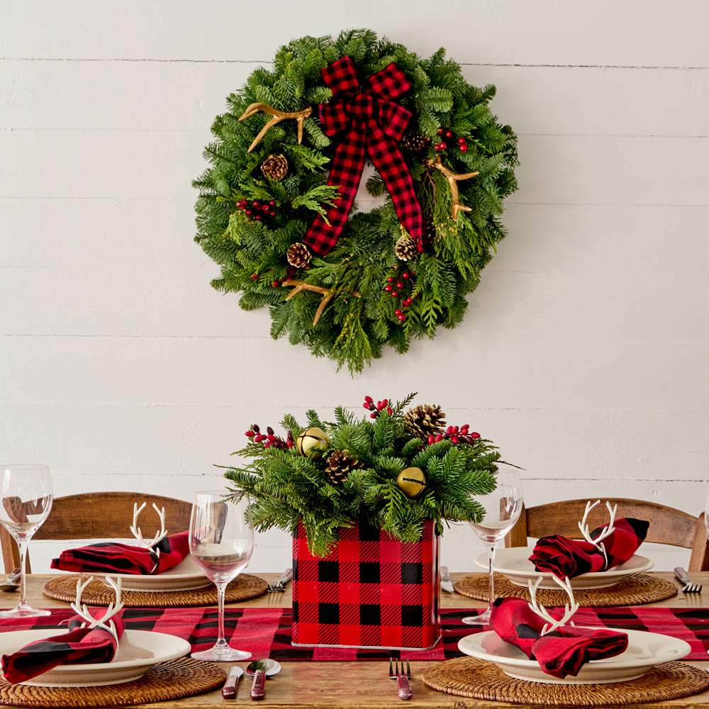 Buffalo Country Wreaths and Centerpiece