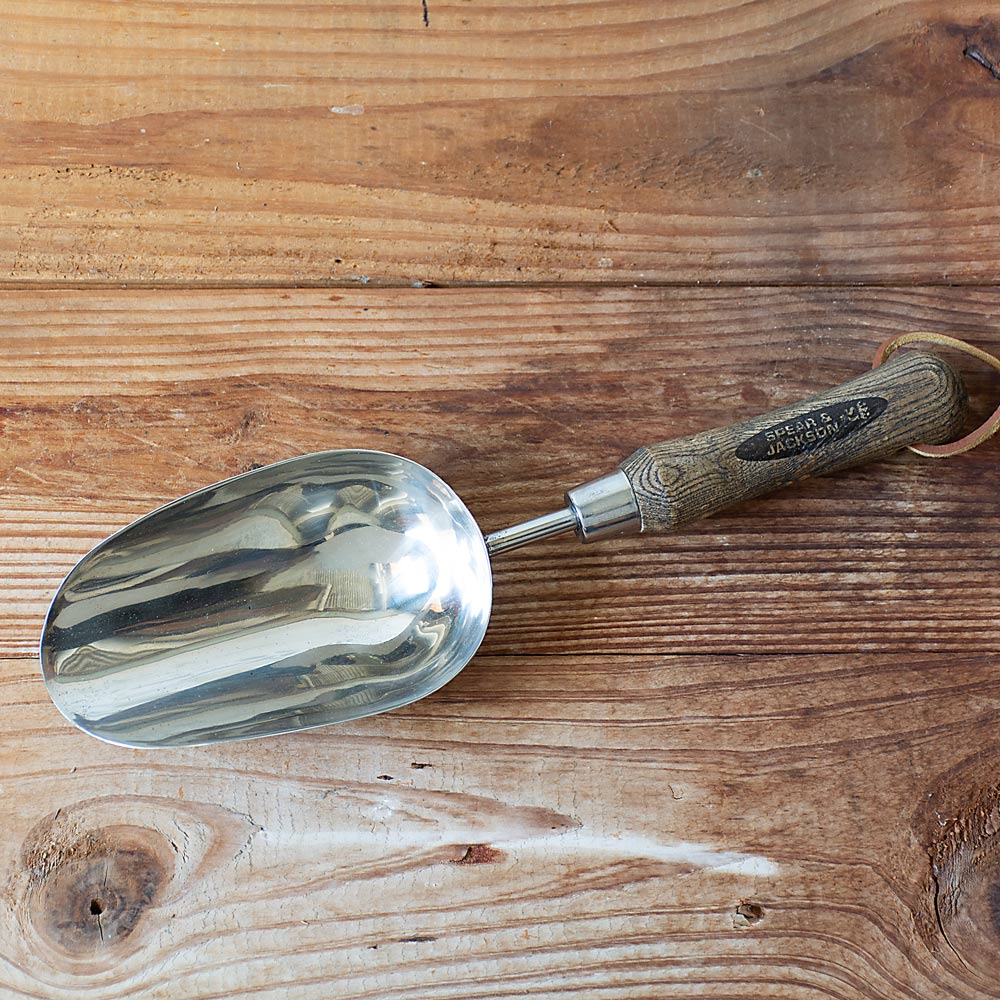 Spear & Jackson Soil Scoop