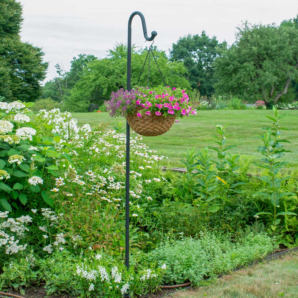 'The Beast' Garden Hook